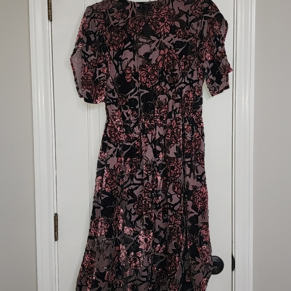 Leith Floral Velvet High Low Dress Size Small​​​ - Picture 8 of 11